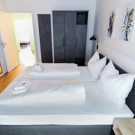Helios Appartement *