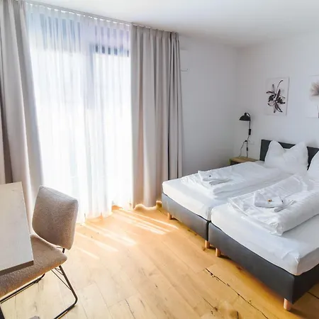 Helios Appartement *